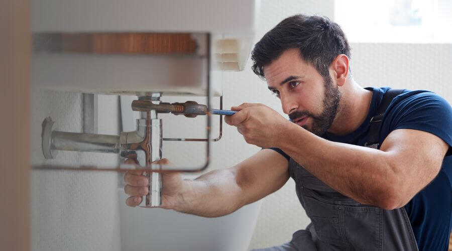 Sink faucet replacement in Demotte, IN
